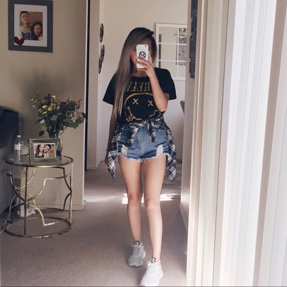 ❤️SOLD❤️ Nirvana top